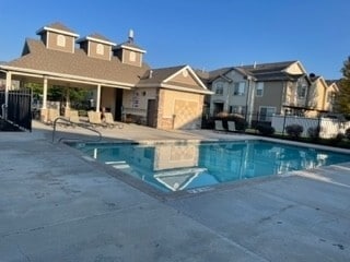 Building Photo - 977 Chelsea Ln