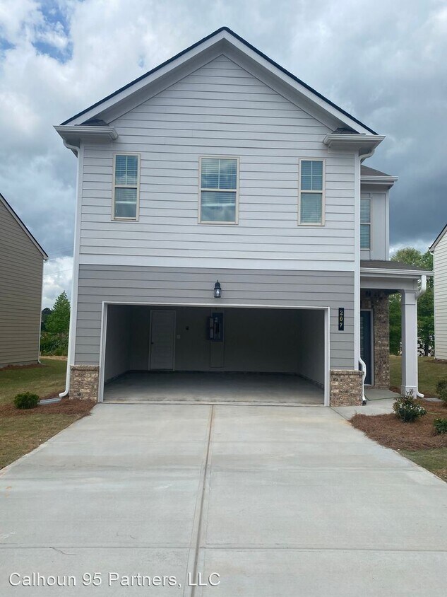 Primary Photo - 4 br, 2.5 bath House - 207 Vickery Lane