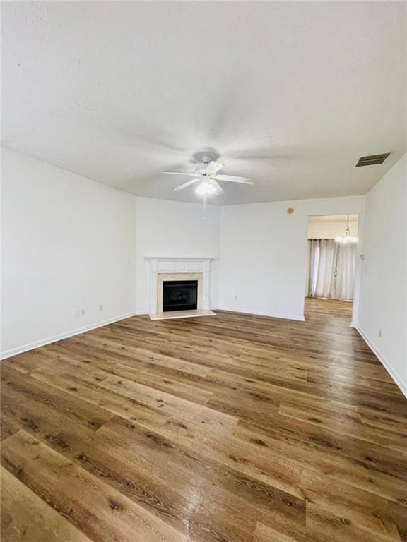 Building Photo - 3709 Hutchinson Trace Dr