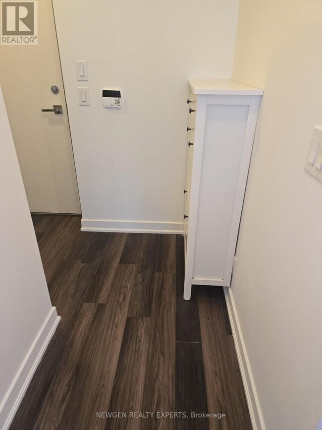 Building Photo - 14 York St