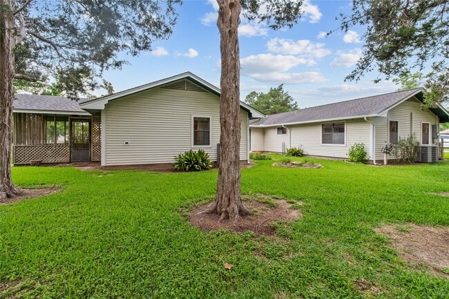 Building Photo - 4848 Wickwillow Ln