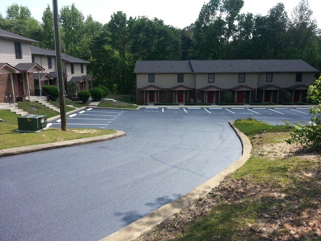 Foto del edificio - Wickford Court Apartments