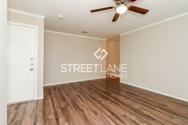 Building Photo - NOW OFFERING FIRST FULL MONTH FREE AND $60...