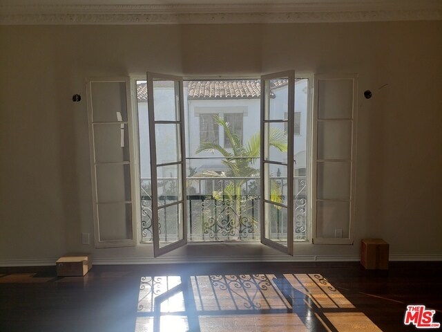 Foto del edificio - 1053 S Orange Grove Ave