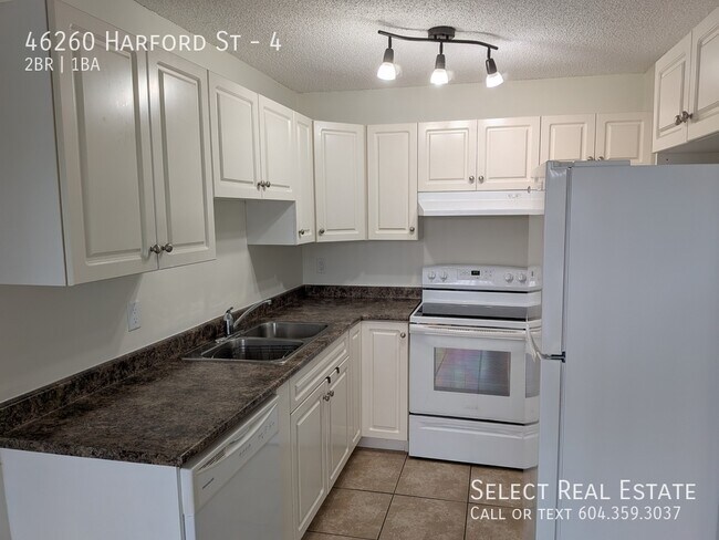 Building Photo - 46260 Harford St