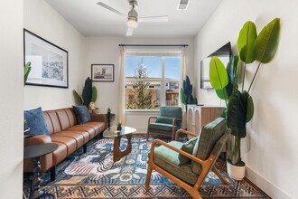 Building Photo - 3701 James Pitts Dr