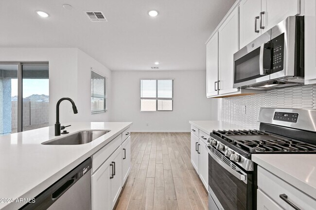 Foto del edificio - 7632 W Saddlehorn Rd