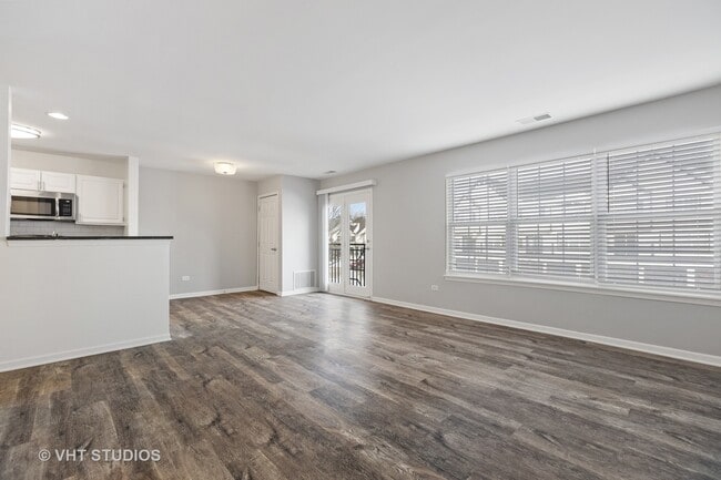 Building Photo - 380 Haydn Ct