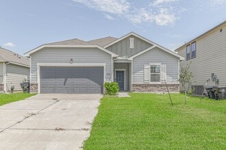 Building Photo - 1004 Wild Enclave Ln