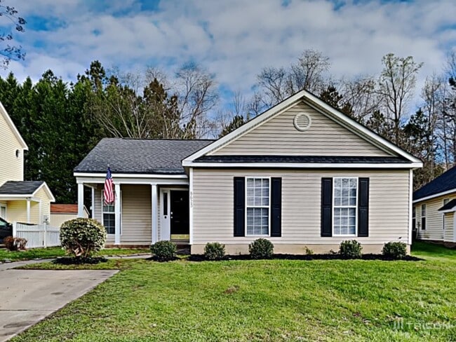 Building Photo - 8623 Treyburn Dr