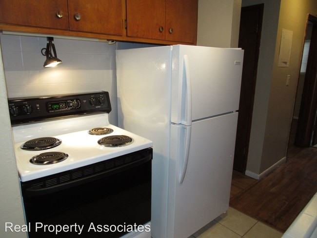 Foto del edificio - 8849 35th Ave SW