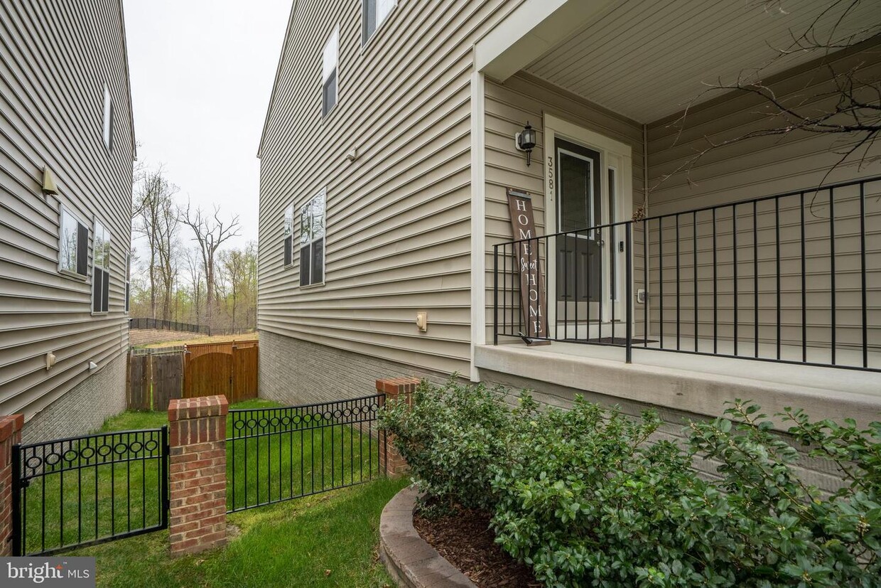 Foto principal - 3581 Eagle Ridge Dr