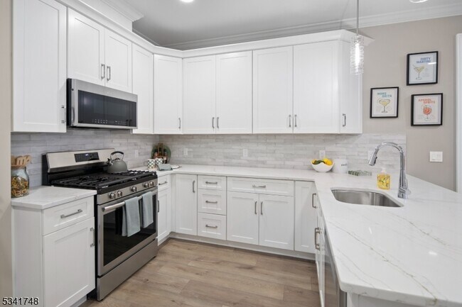 Foto del edificio - 50 Mt Bethel Rd