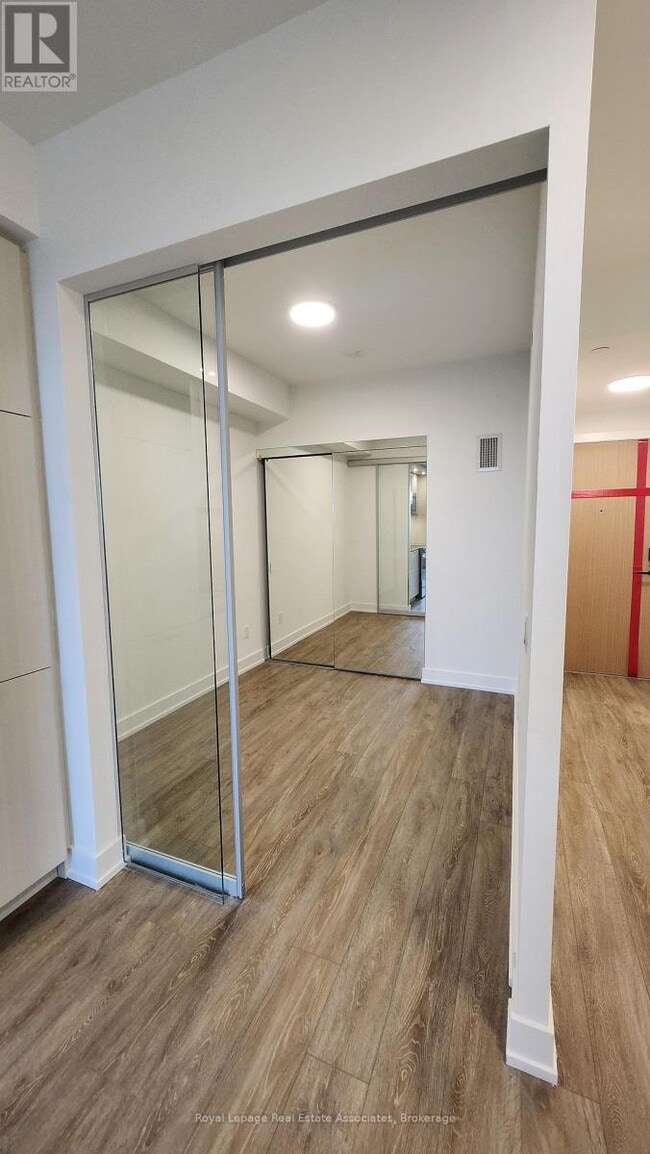 Building Photo - 60 Central Park Roadway