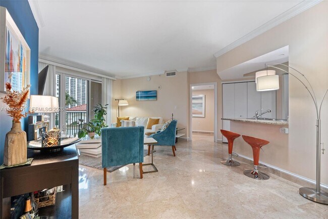 Foto del edificio - 19900 E Country Club Dr