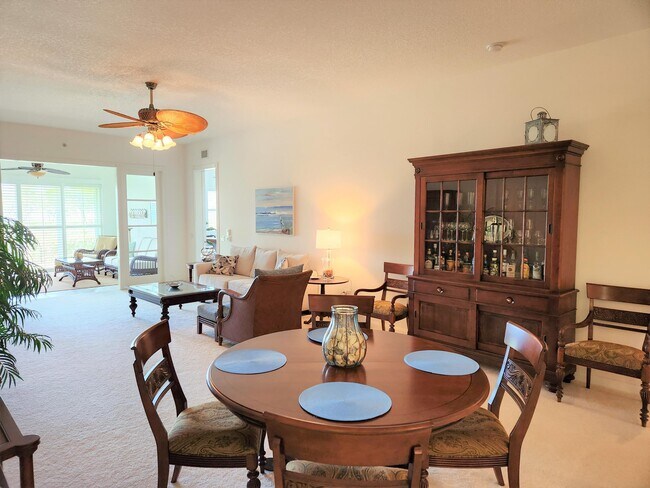 Foto del edificio - 24 Harbour Isle Dr W