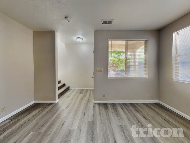 Building Photo - 9665 Meadowstar Dr