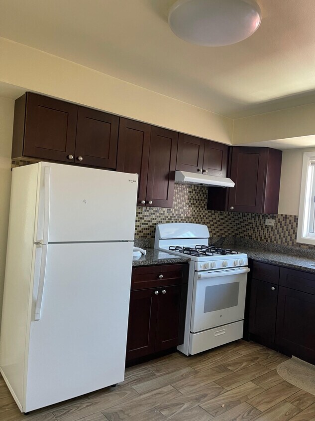 Photo - 1302 Carol St (Park Ridge, IL)