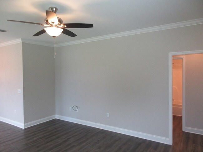 Foto del edificio - 310 Summercreek Cove