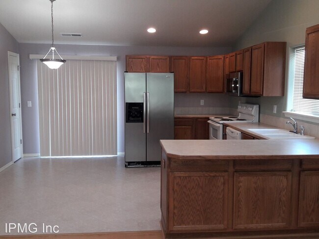 Foto del edificio - 3 br, 2 bath House - 5559 Mehr Avenue