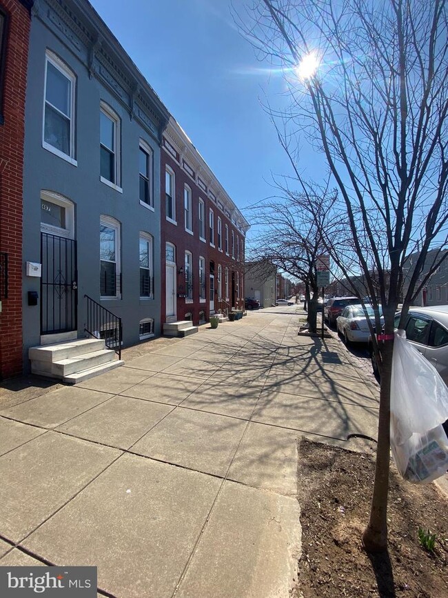 Building Photo - 407 N Collington Ave