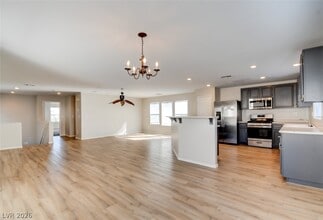 Building Photo - 9527 Violet Sunset Ave