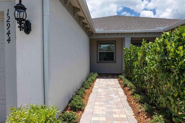 Building Photo - 12944 SW Vermillion Cir