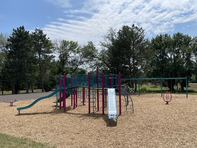 Building Photo - 464 Cimarron