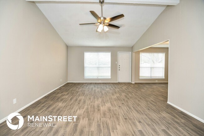 Foto del edificio - 1601 Chapman Dr