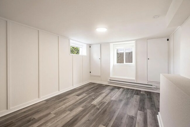 Building Photo - Charming Everett Home on a Peaceful Corner Lot!