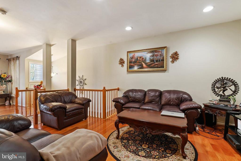 Foto principal - 20871 Grisdale Terrace