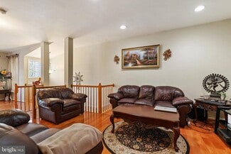 Building Photo - 20871 Grisdale Terrace