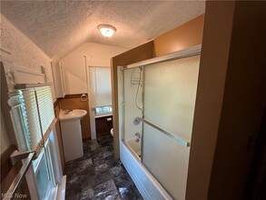 Building Photo - 1076 Ackley St