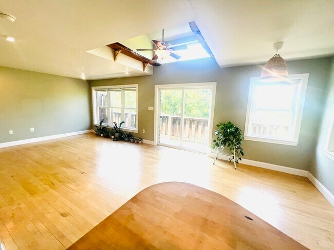 Foto del edificio - 127 Sun Haven Ln