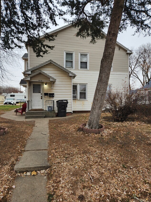 602 E Granger Ave Unit 4, Des Moines, IA 50315 Apartments in Des Moines, IA