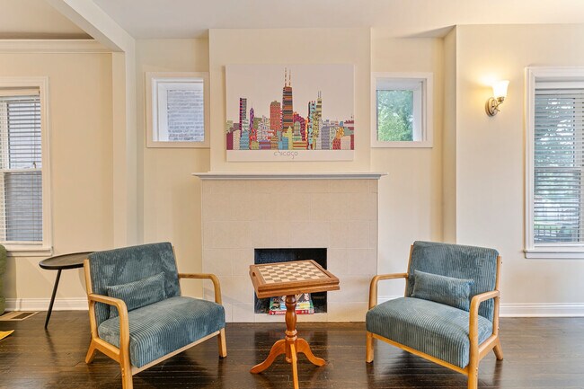 Foto del edificio - 1351 N Lawndale Ave