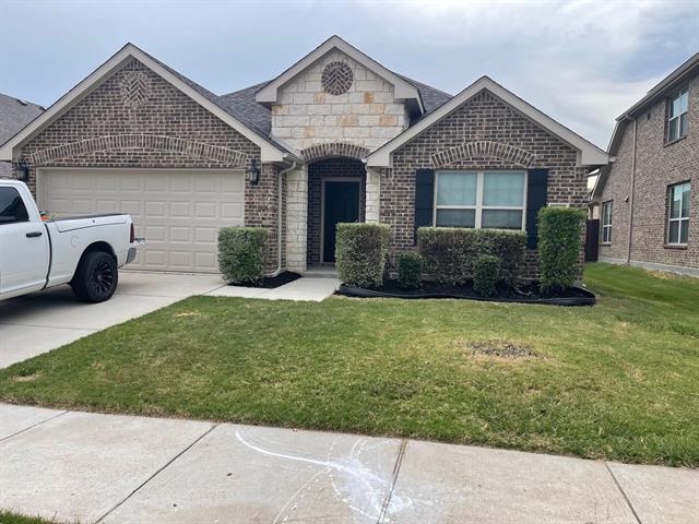 Foto principal - 2824 Castle Creek Dr