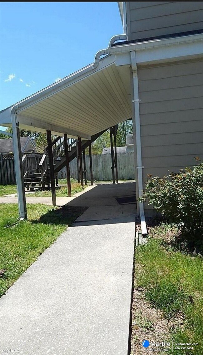 Building Photo - 1 br, 1 bath House - 17427 Virginia Ave Apt 3