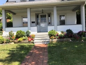 Building Photo - 15 Maple Grove St