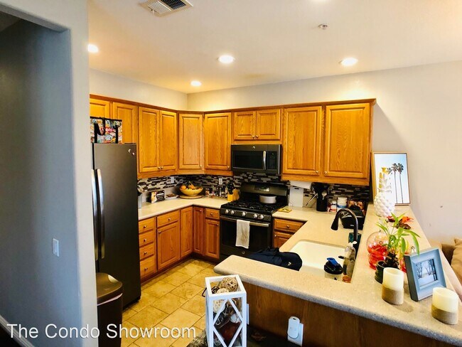 Building Photo - 11404 Via Rancho San Diego