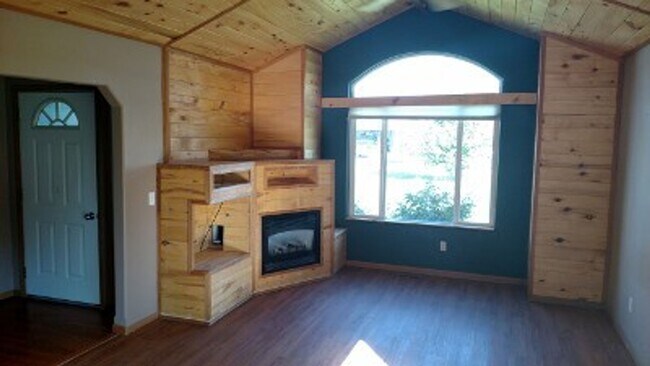 Foto del edificio - Home in Friendly Manhattan, Montana
