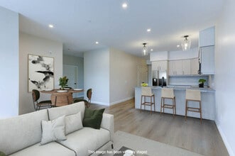Building Photo - Main Street Suites