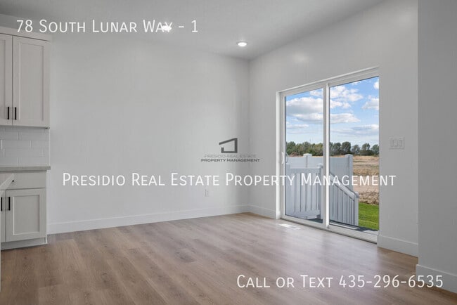 Foto del edificio - 78 S Lunar Wy