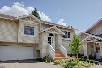Building Photo - 6936 Lake Terrace E