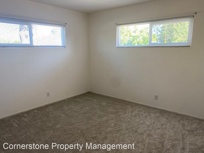 Building Photo - 3 br, 2 bath House - 4656 Elmhurst Dr.