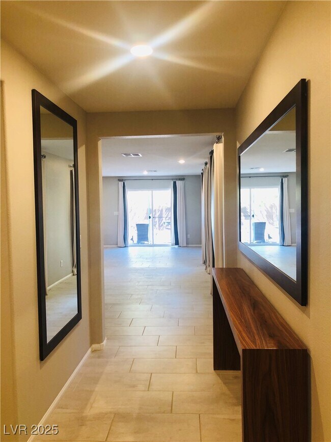 Building Photo - 7108 Adrian Peak St