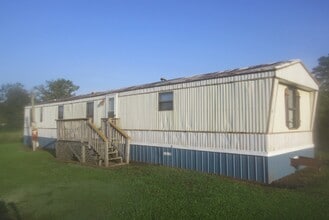 Building Photo - 175 Oliver Cooper Rd