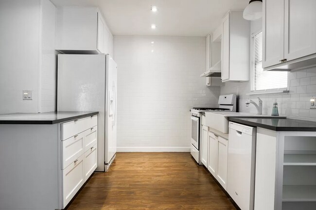 Foto del edificio - 11507 Whitewing Ave
