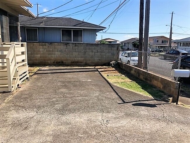 Building Photo - Charming 2 bedroom detached single family ...