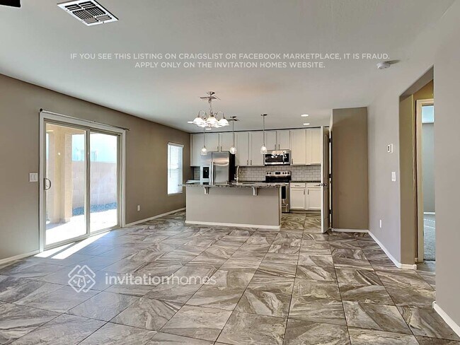 Foto del edificio - 16633 W Culver St